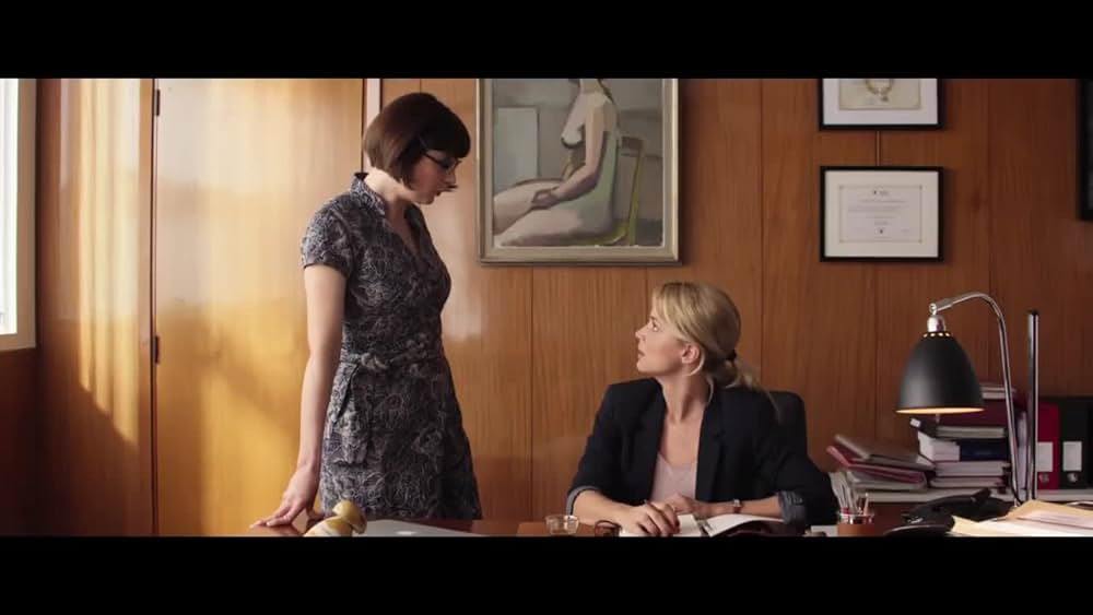 actor Stéphanie Papanian large photo