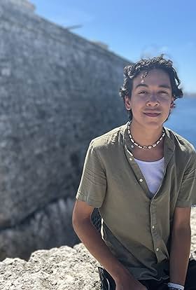 actor Zeegwon Shilling large photo