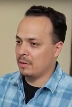 actor Greg Fernandez large photo