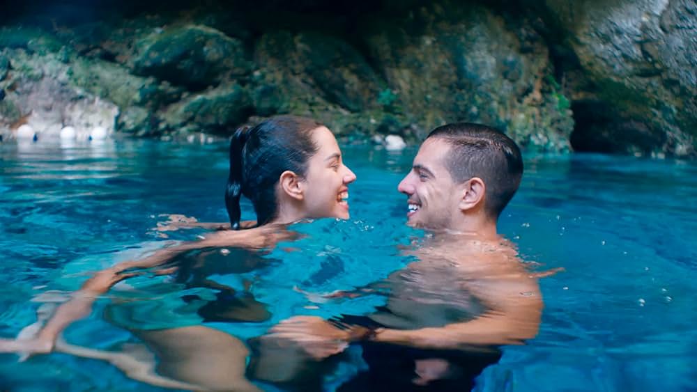 actor Valeria Alcantara large photo