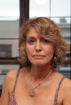 actor Caroline Sinclair large photo