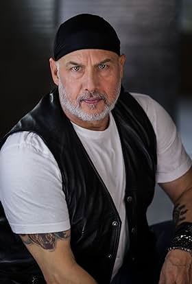 actor Tommy Steele large photo