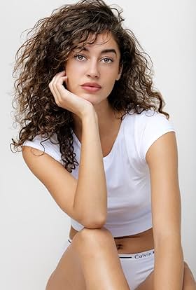 actor Mariana Downing large photo