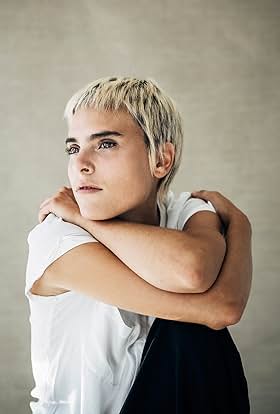 actor Jone Laspiur large photo