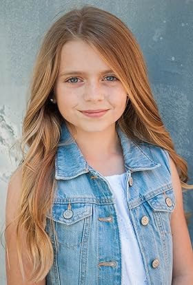 actor Addyson McCrary large photo