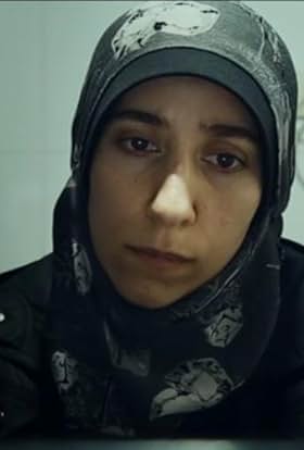 actor Amani Ballour large photo