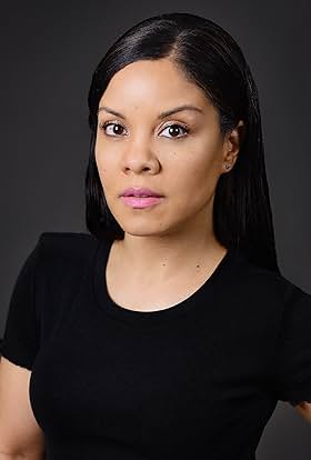 actor Carla Carvalho large photo