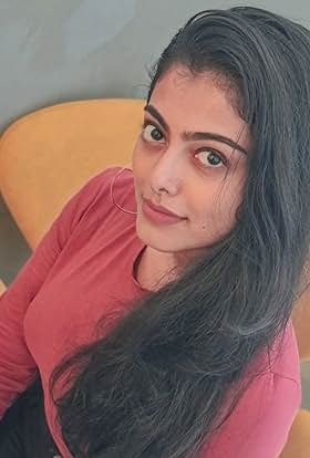 actor Merin Philip large photo