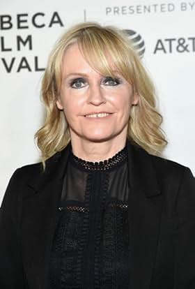 actor Emer Reynolds large photo