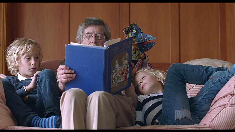 actor Alfie Watson large photo