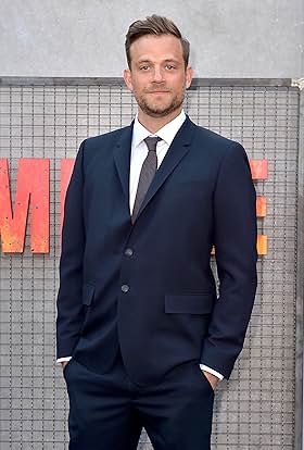 actor Ryan Engle large photo