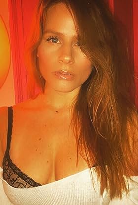 actor Megan Neiner large photo