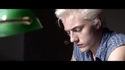Trailer thumbnail