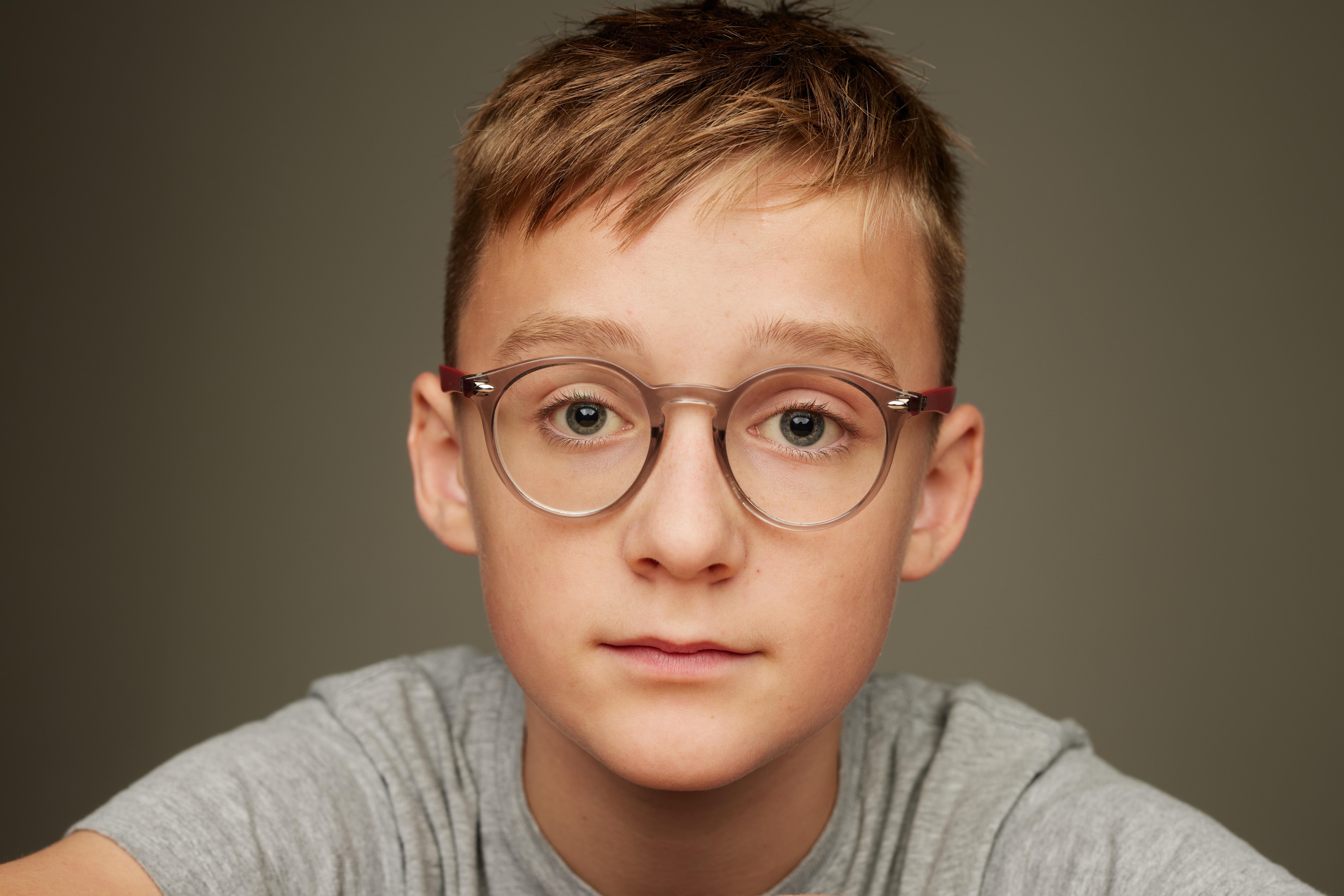 actor Bamber Todd large photo