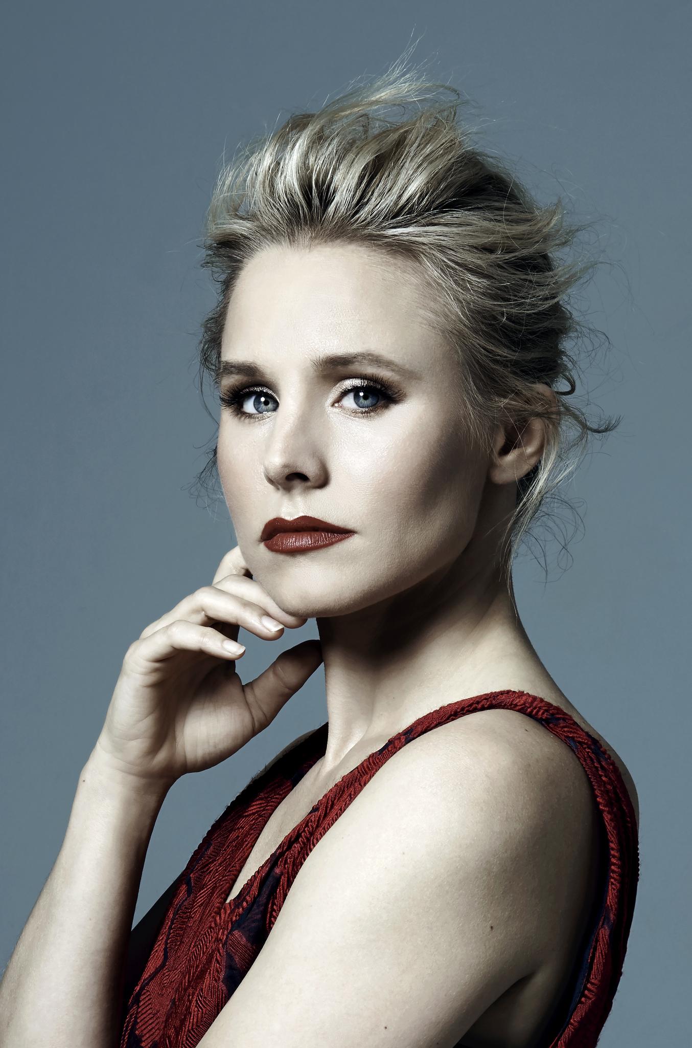 actor Kristen Bell large photo