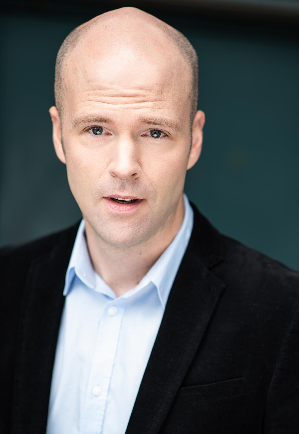 actor Joel Stephanson large photo