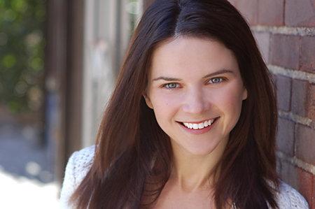 actor Amy Wilson large photo