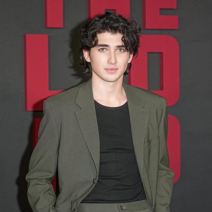 actor Charlie Evans large photo