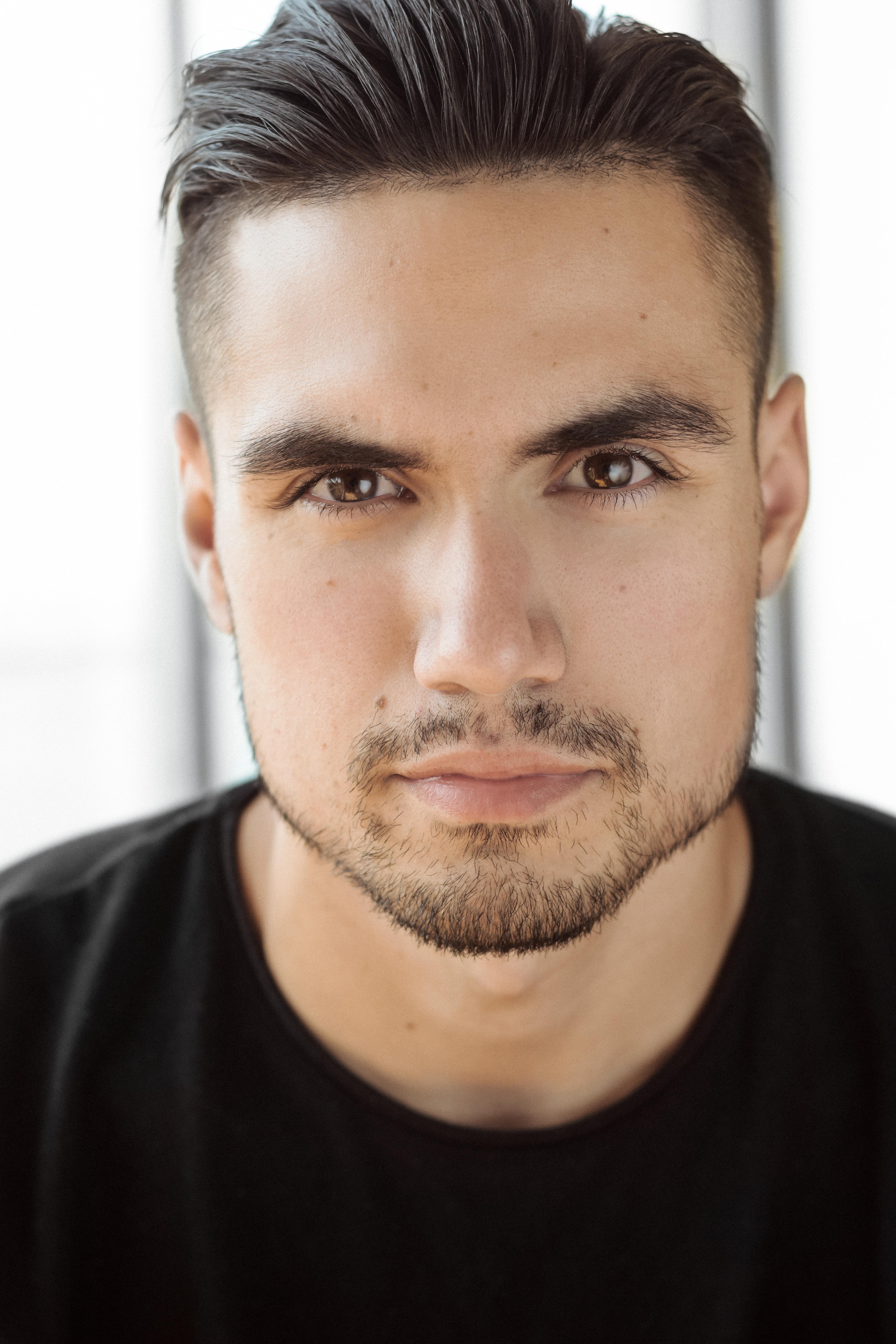 actor Jay MacDougald large photo