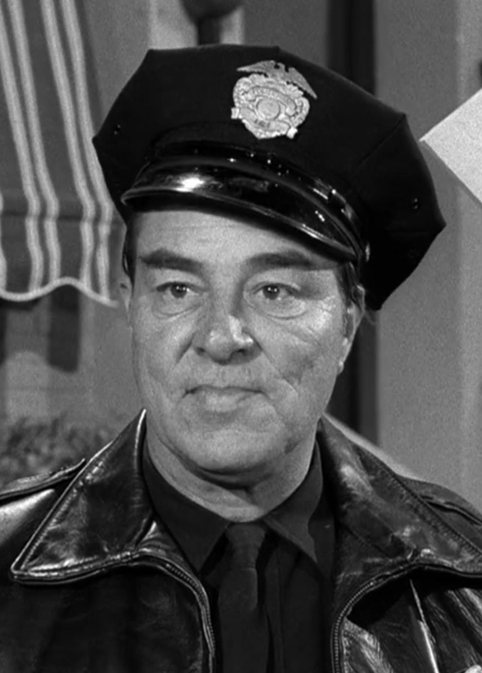 actor Richard Reeves large photo