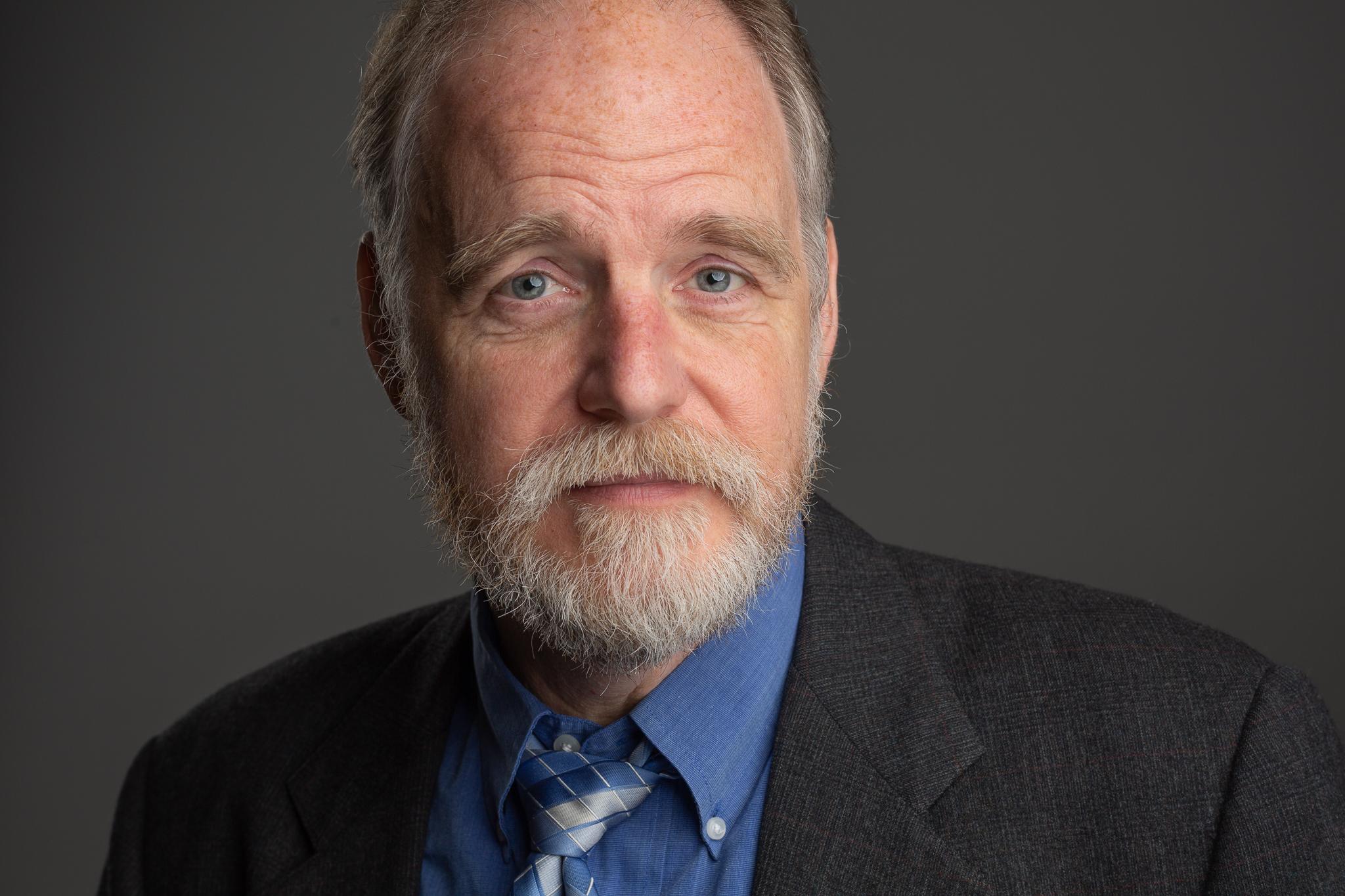 actor James Pinto large photo