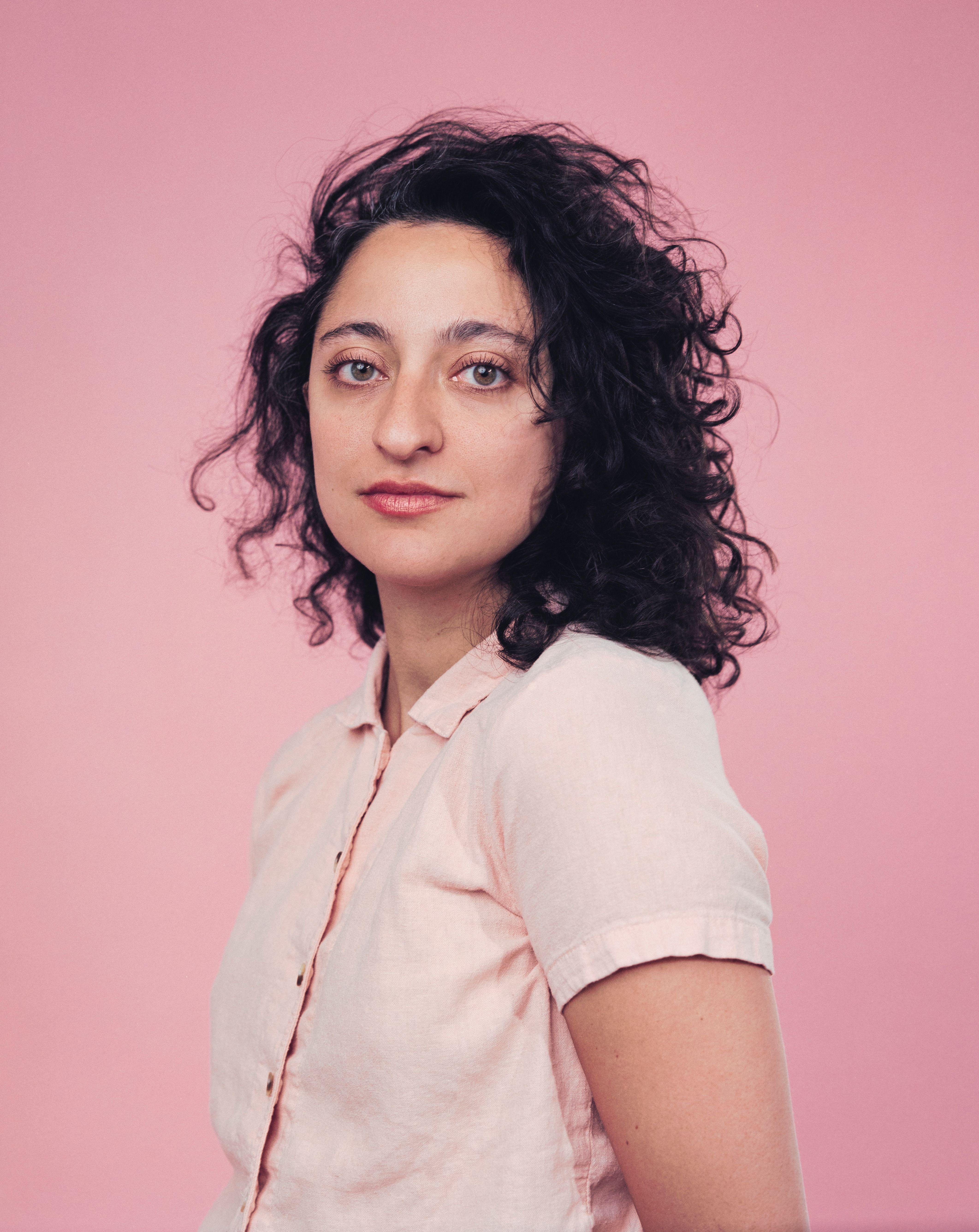 actor Mitra Jouhari large photo