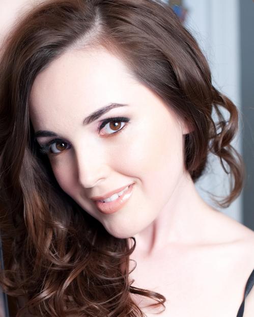 actor Lindsay Sheppard large photo