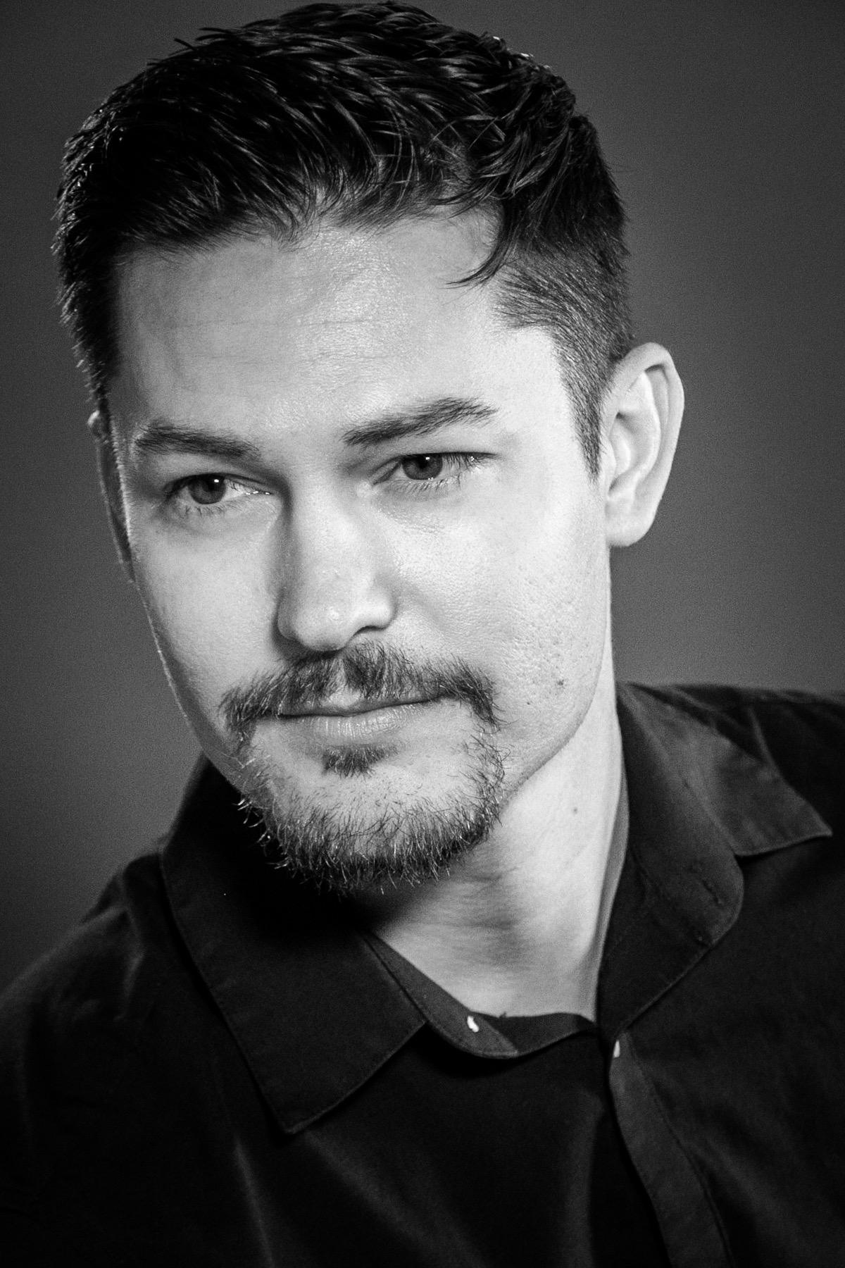 actor Frank Prell large photo