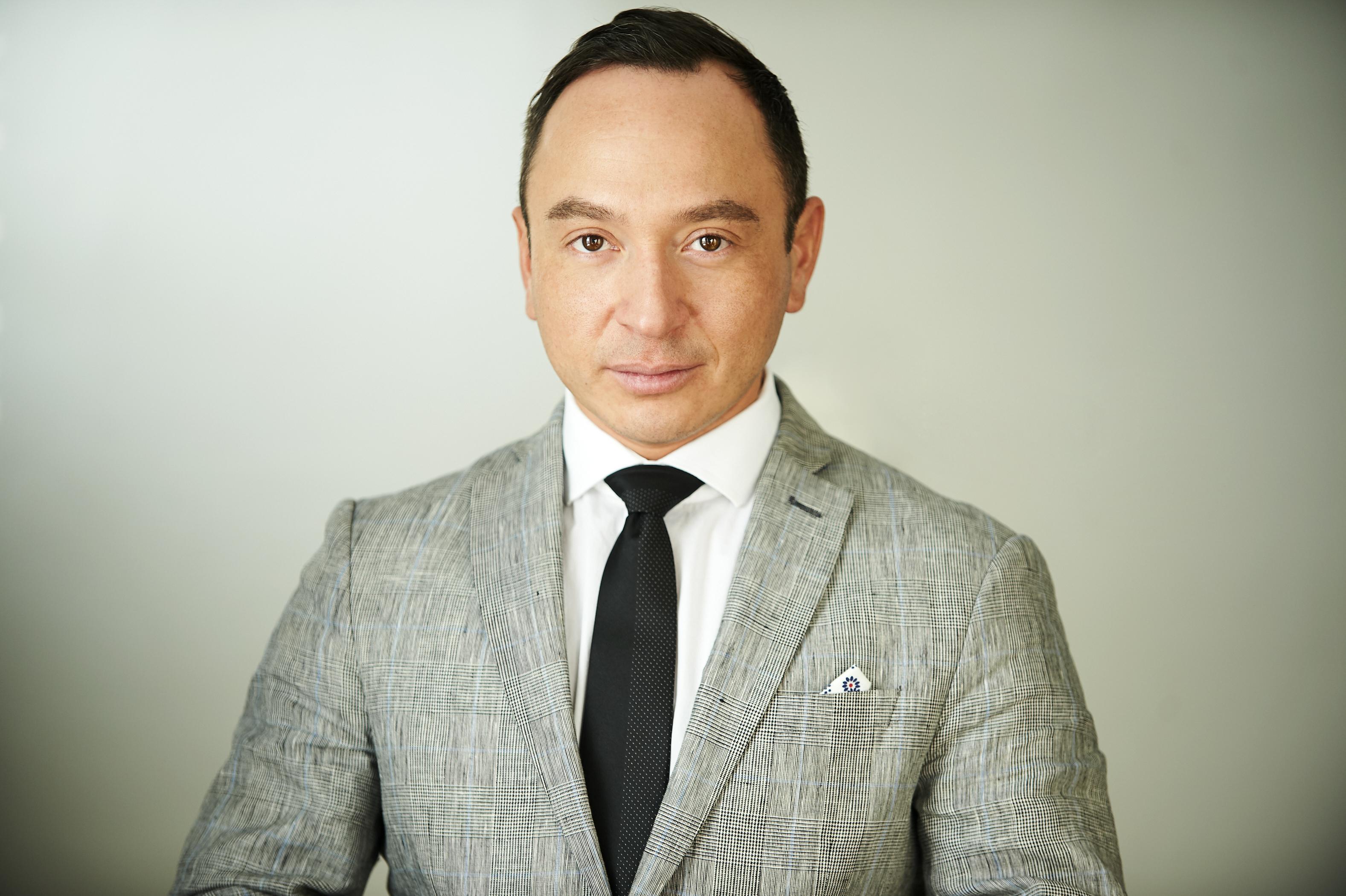 actor Jose Arias large photo