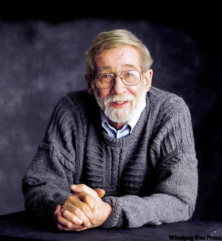 actor Peter Gzowski large photo