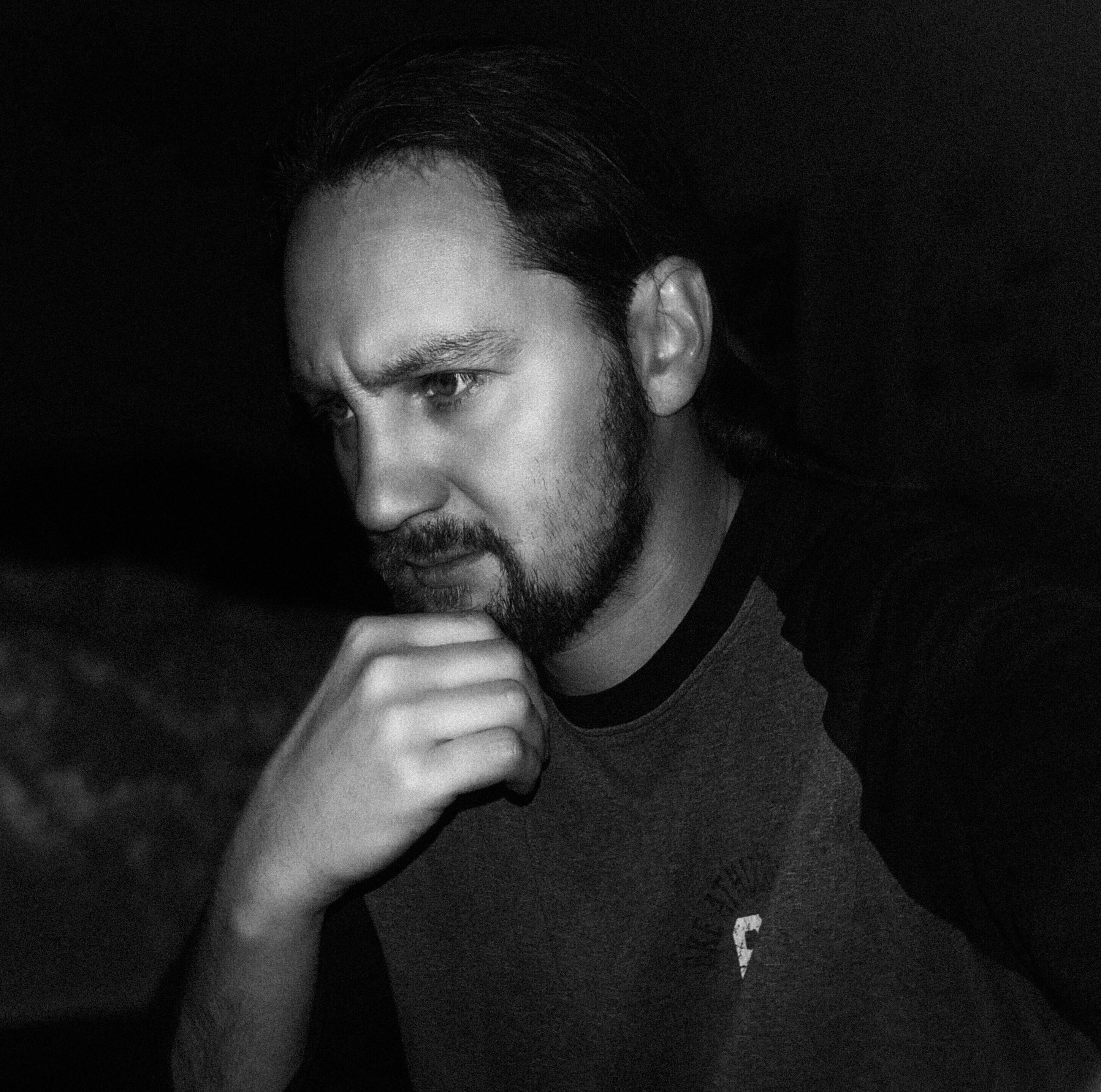 actor Emil Ink large photo