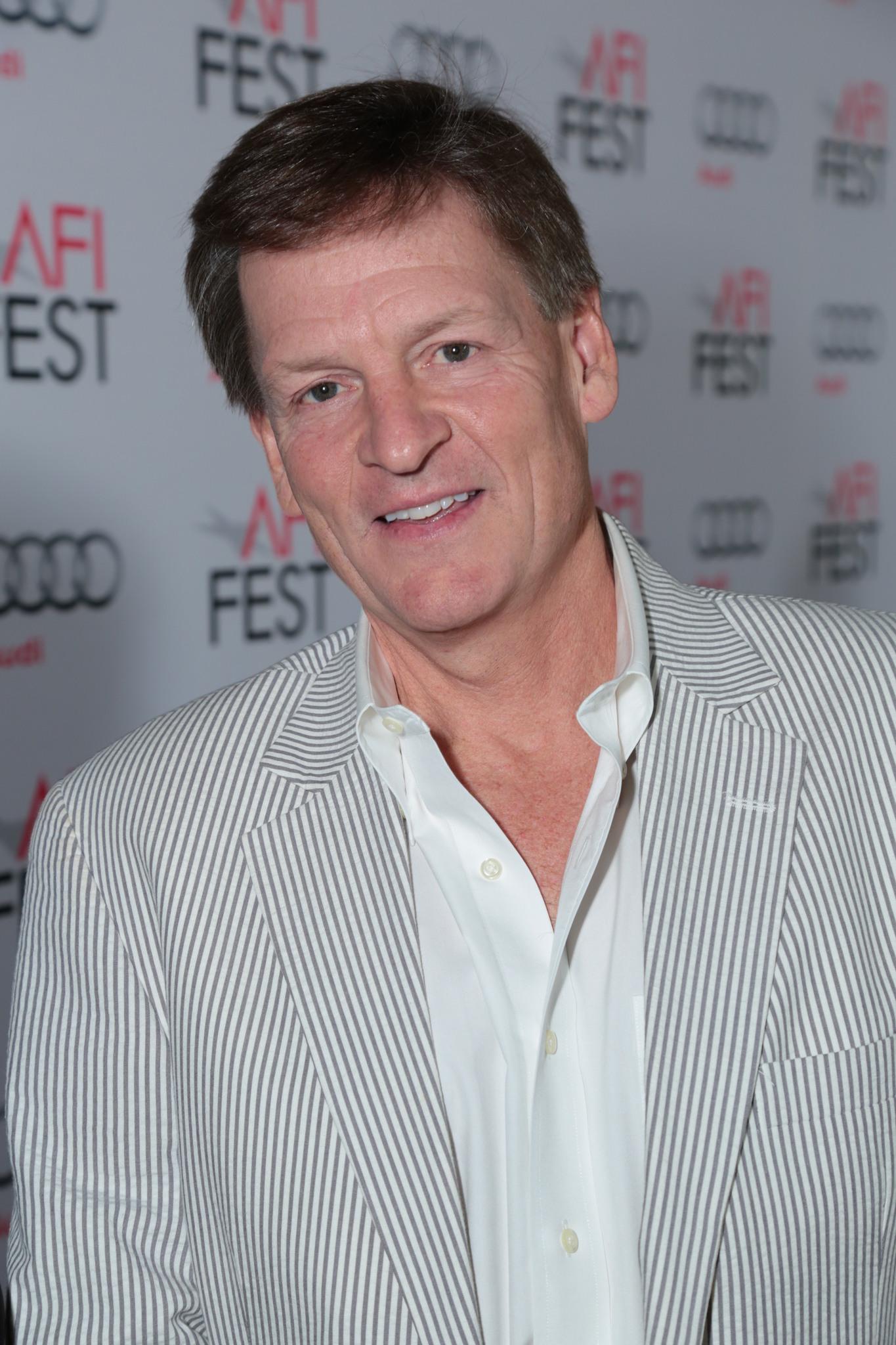 actor Michael Lewis large photo