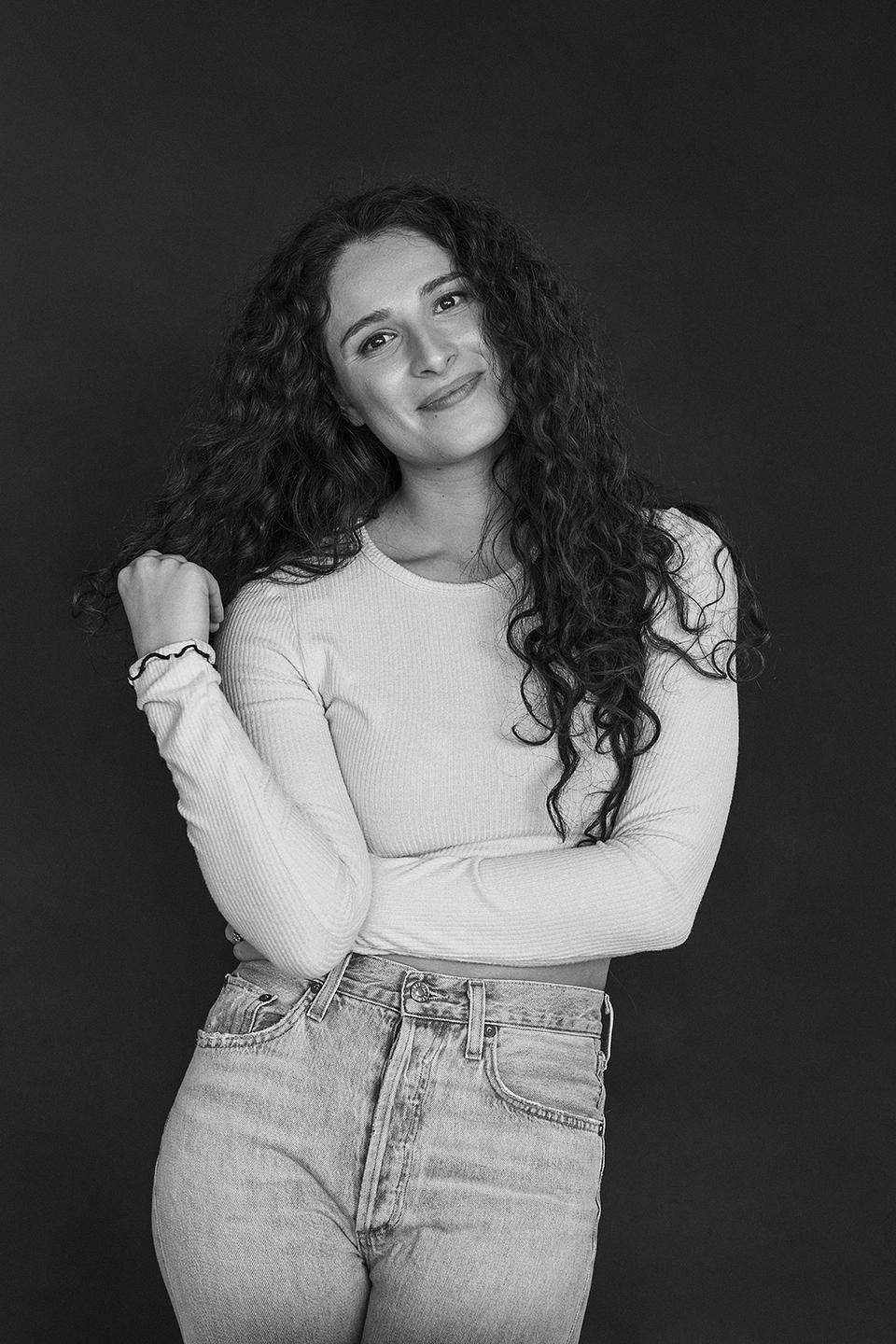 actor Zoe Katz large photo