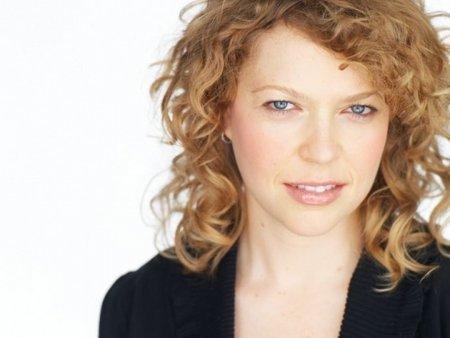 actor Melisa McGregor large photo