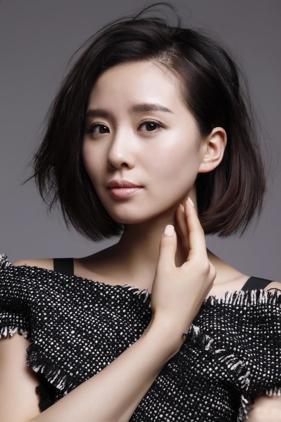 actor Shi Shi Liu large photo