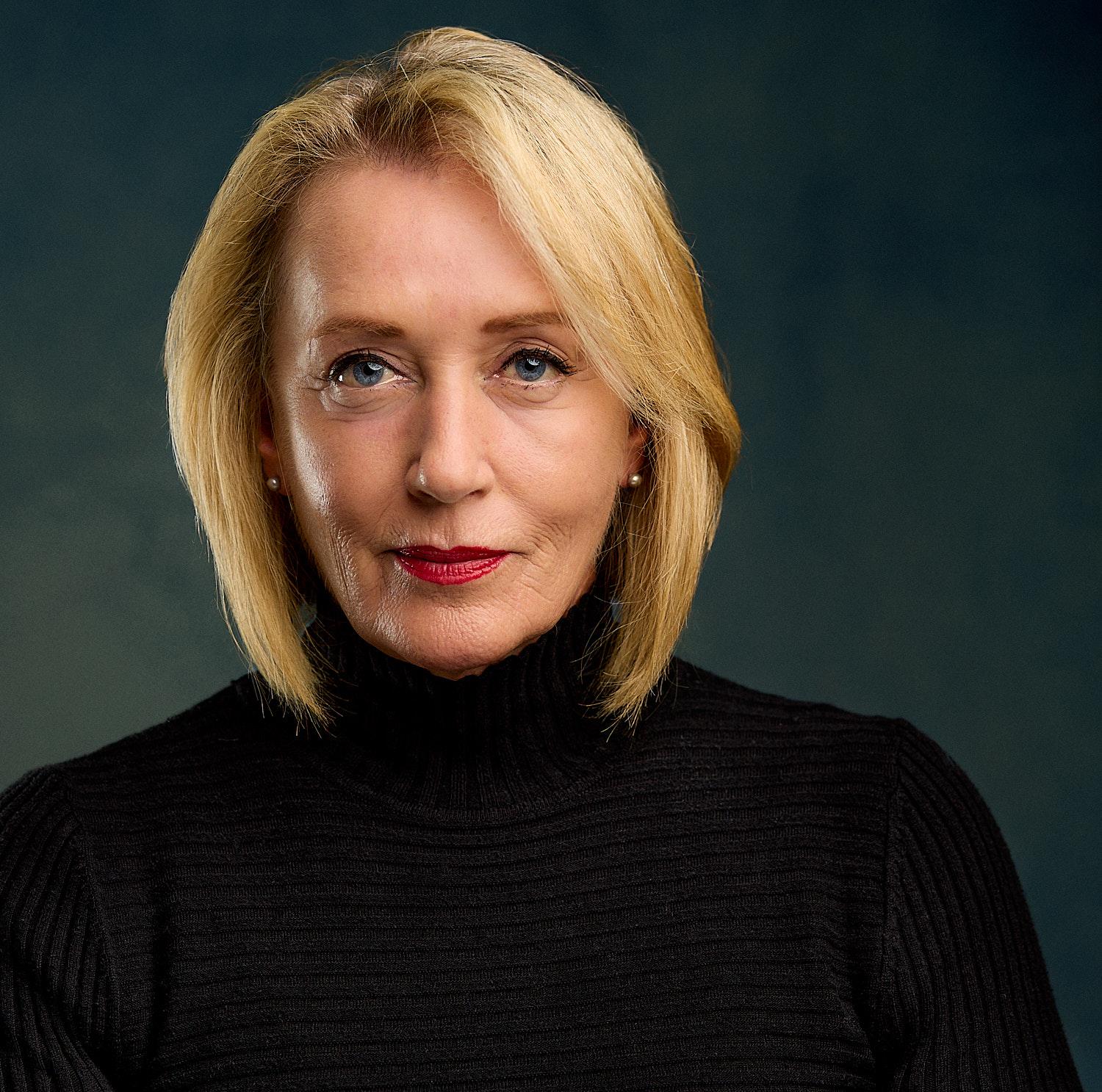 actor Lisa Long large photo