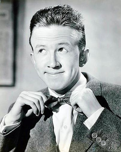 actor Charles Smith large photo