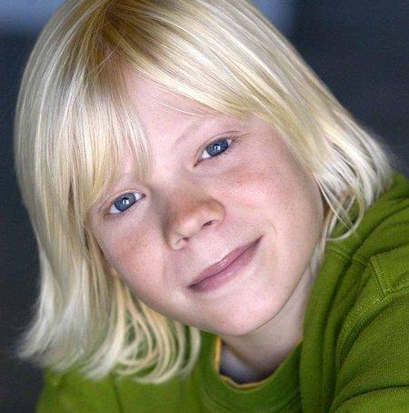 actor Blake Garrett large photo