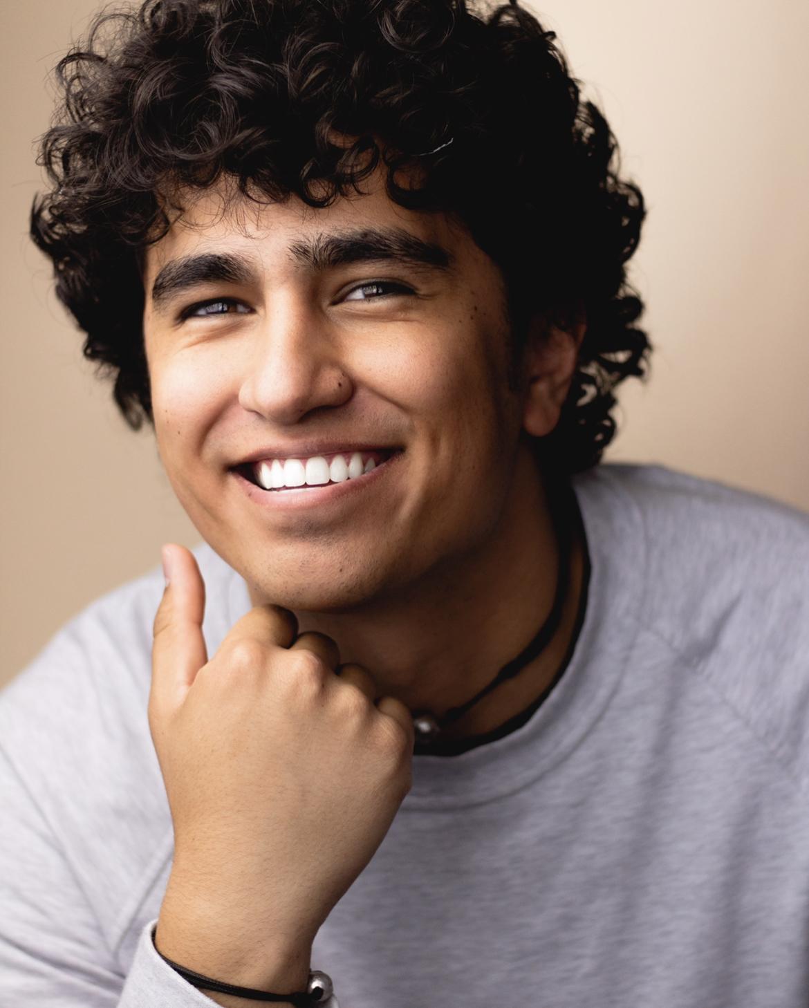 actor Logan Squire large photo