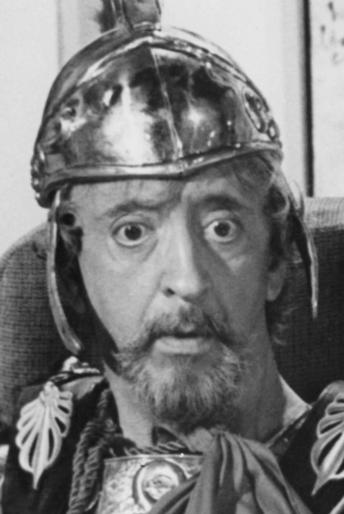 actor John Abbott large photo