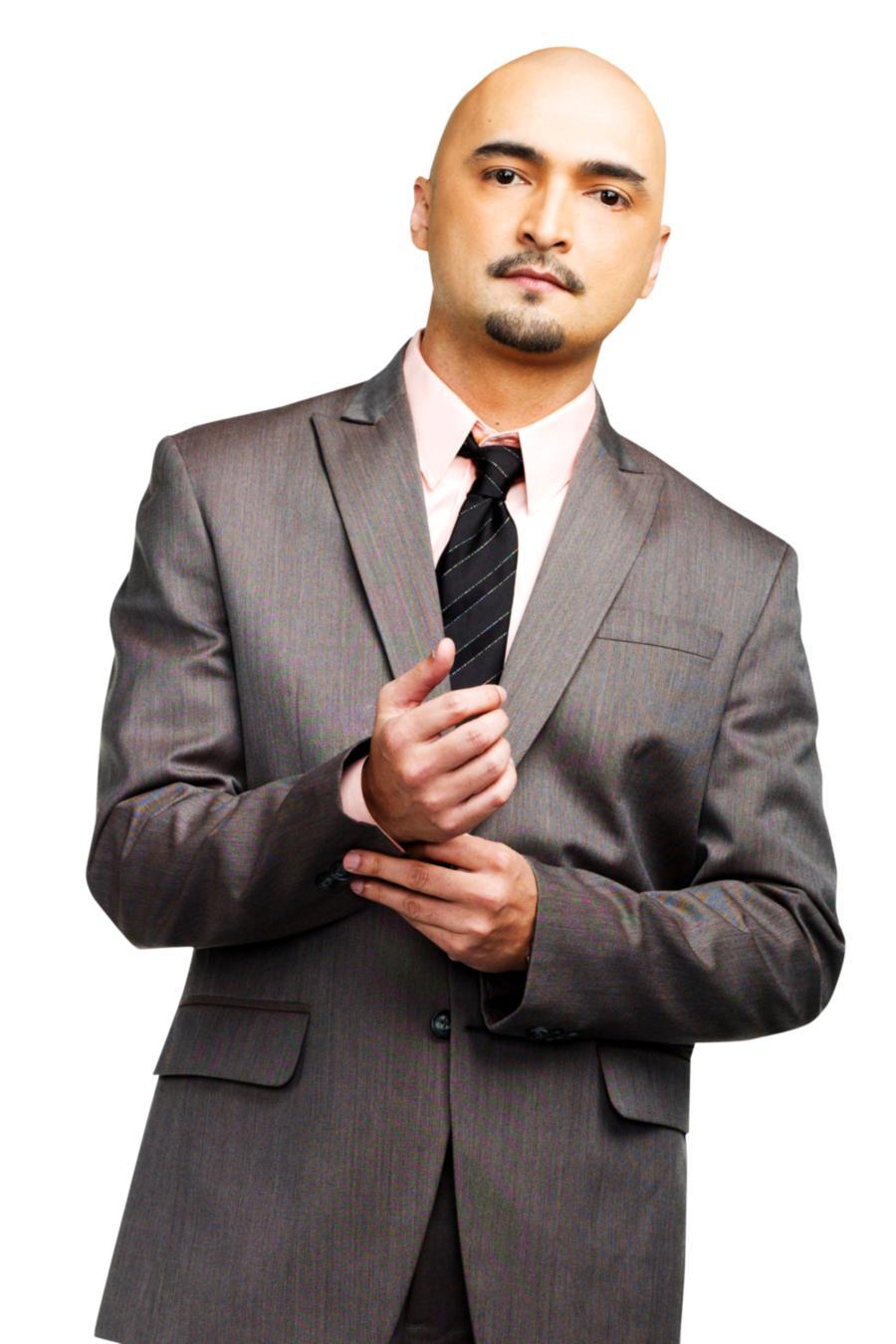 actor Michael Flores large photo