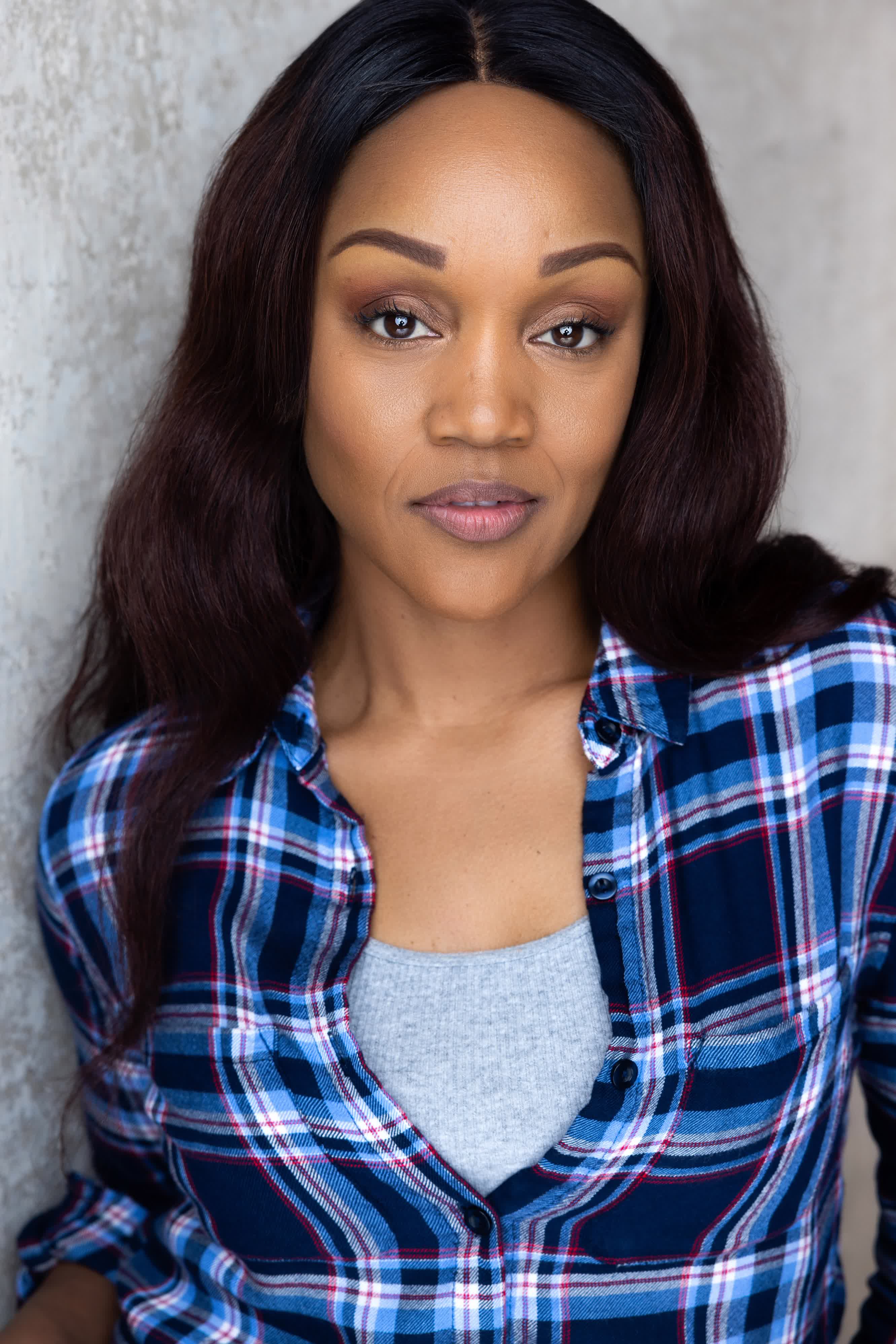 actor Tinesha Lynn large photo