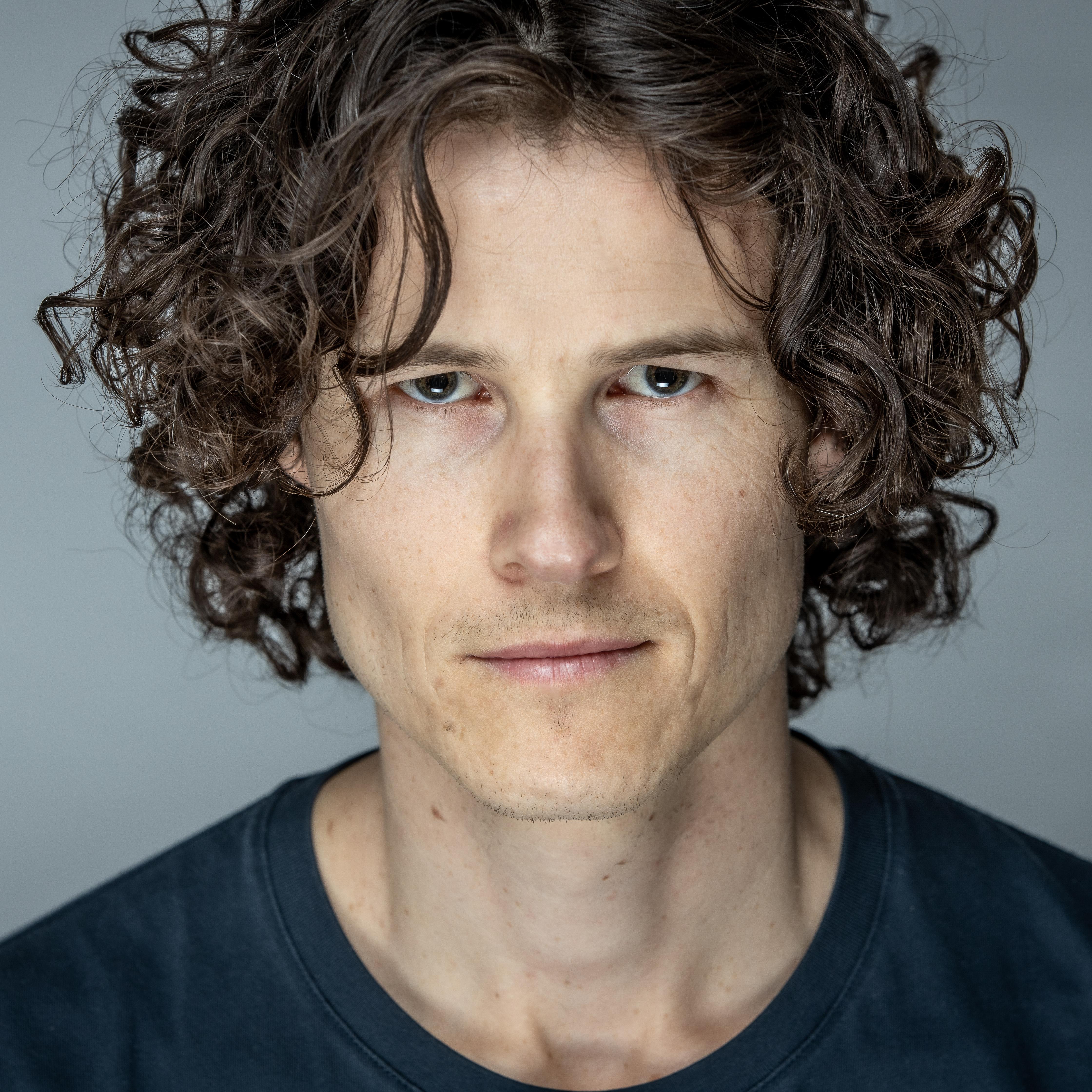 actor Evan Williams large photo