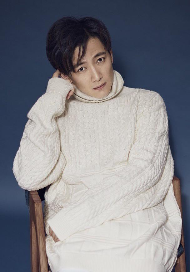 actor Jia Chi large photo