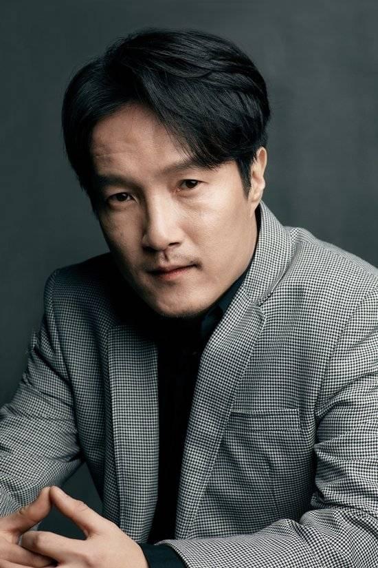 actor Lee Joong-ok large photo