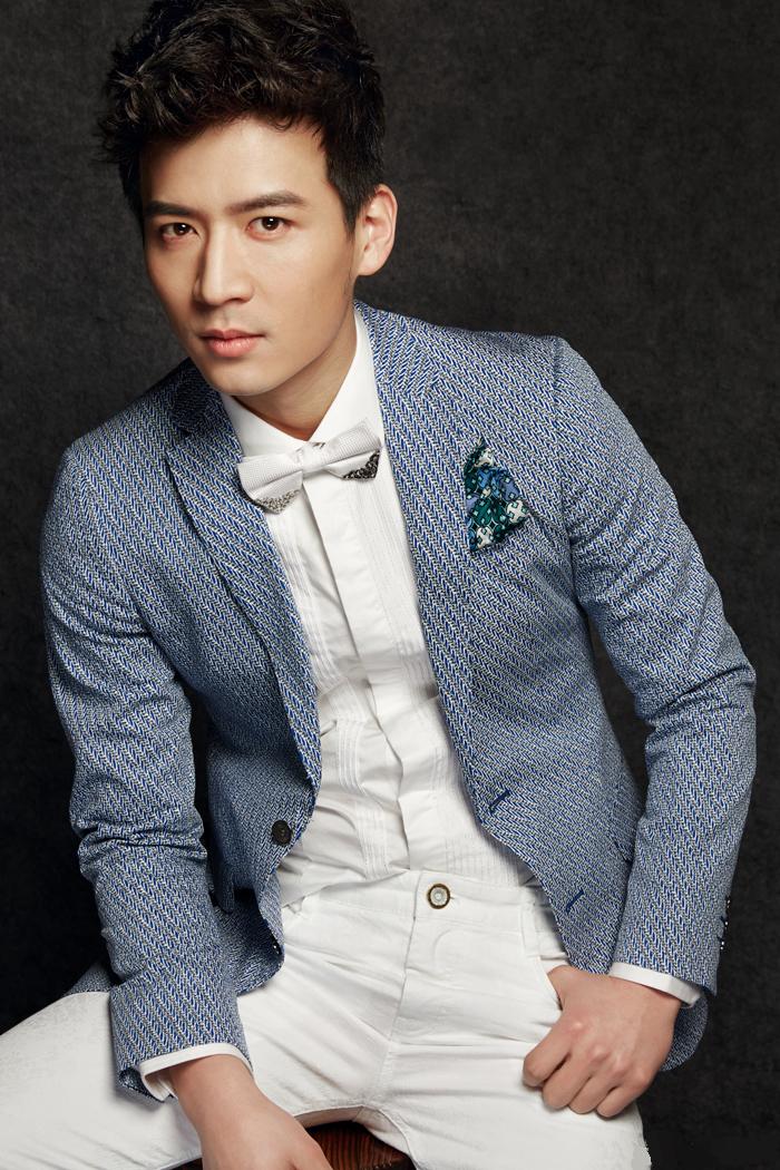 actor Shawn Wei large photo