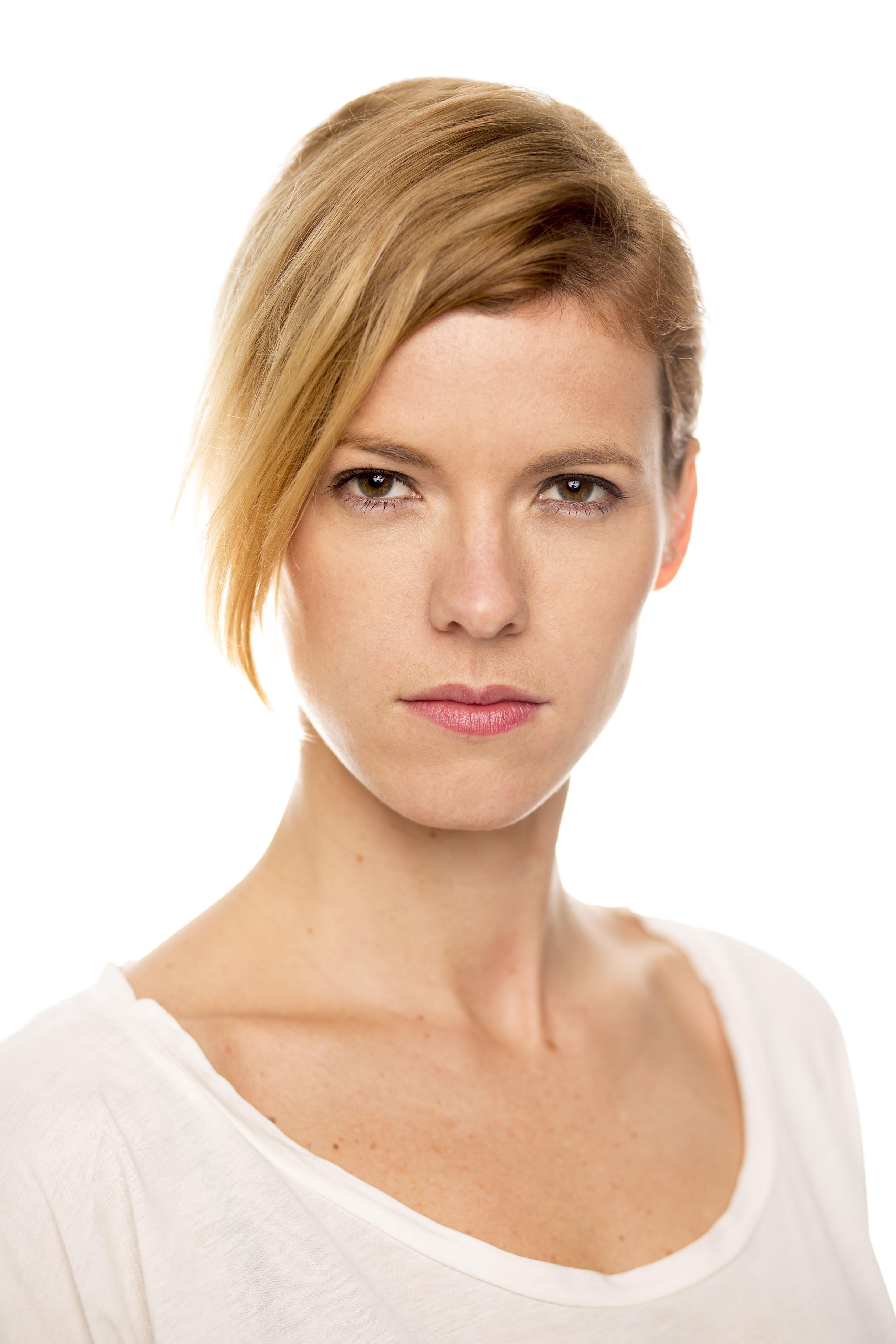 actor Ana Adams large photo