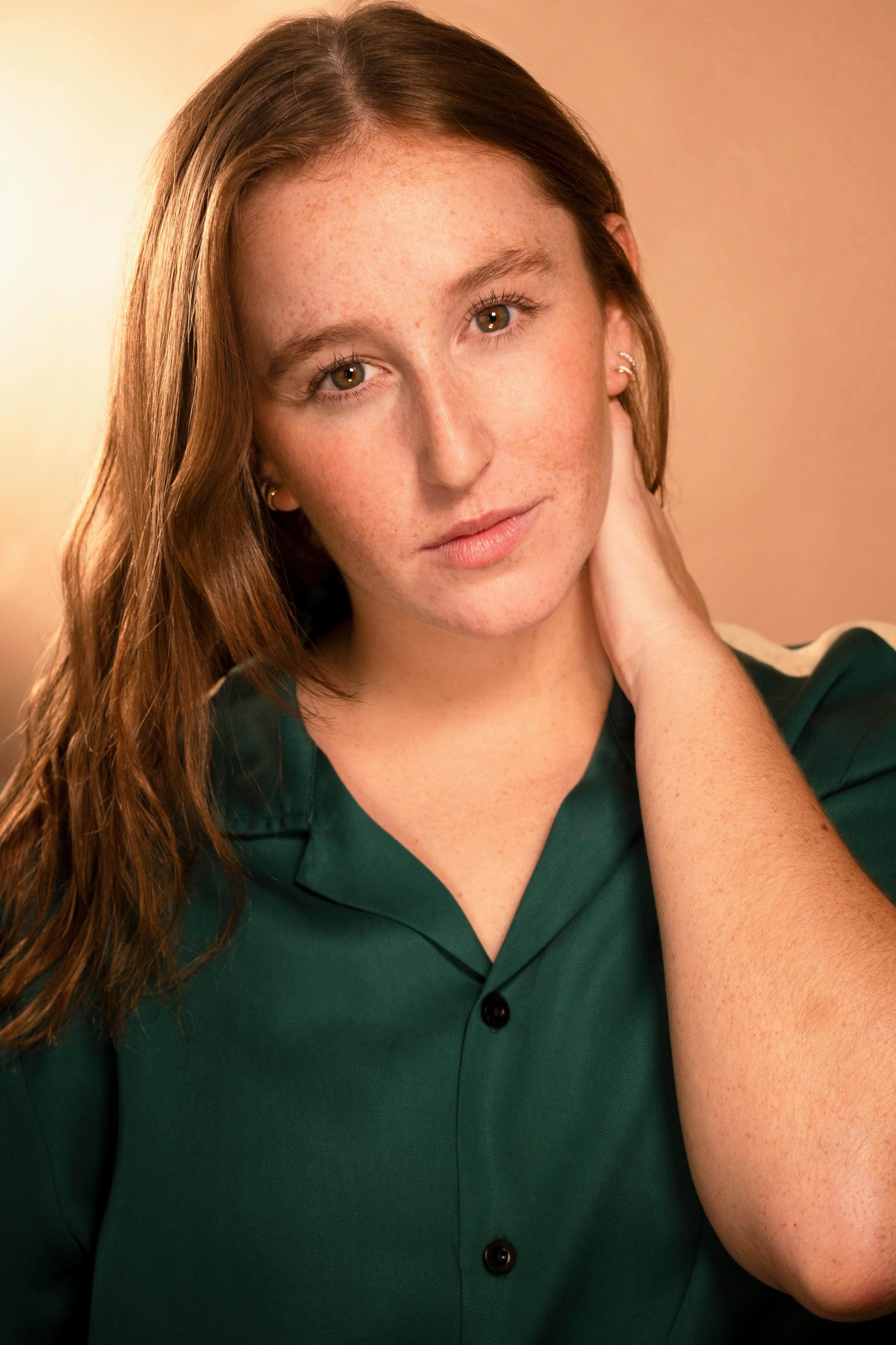 actor Jenna Herz large photo