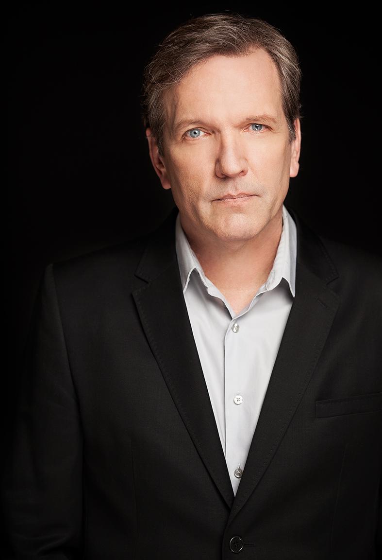 actor Martin Donovan large photo