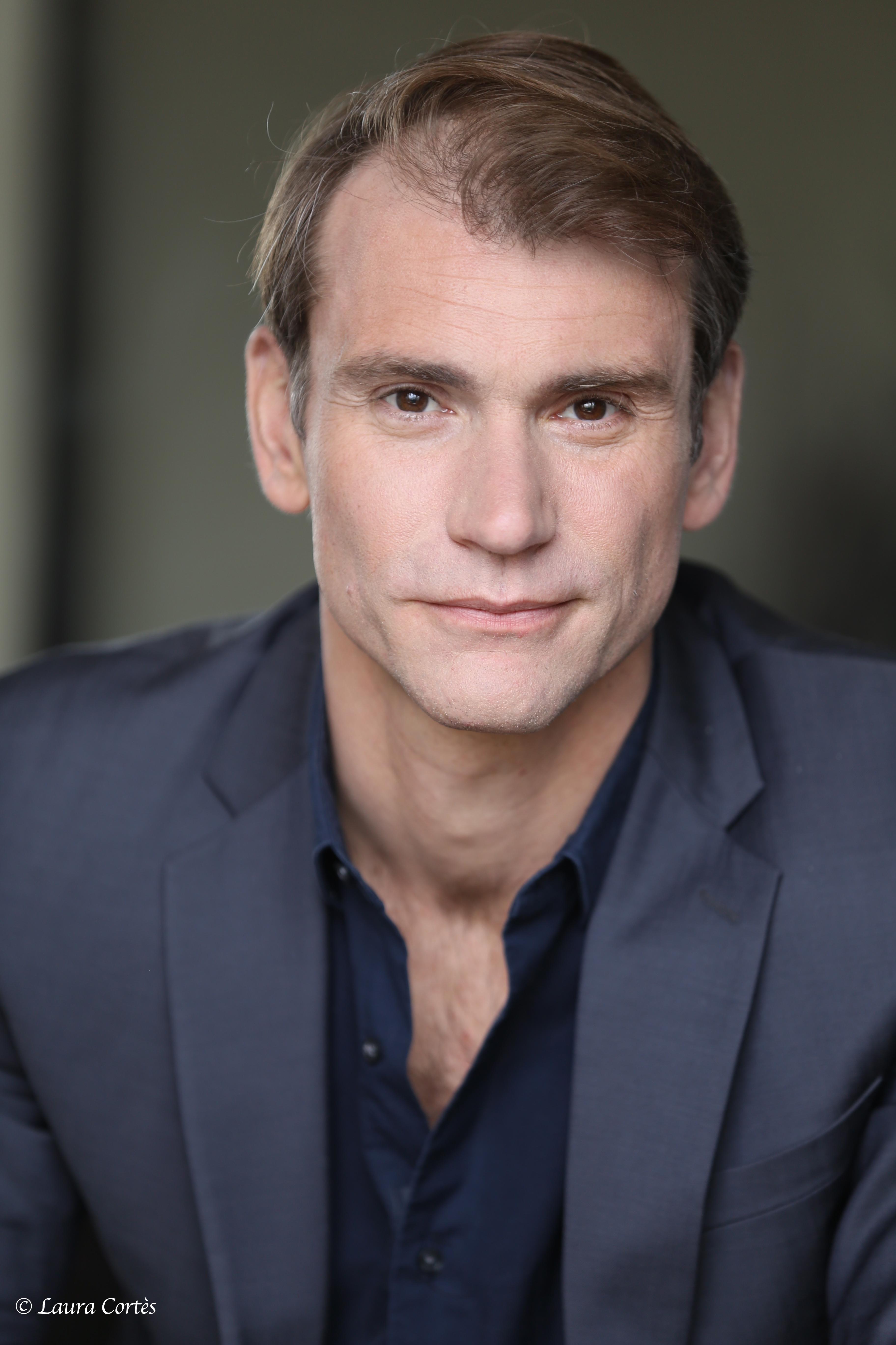 actor Matyas Simon large photo